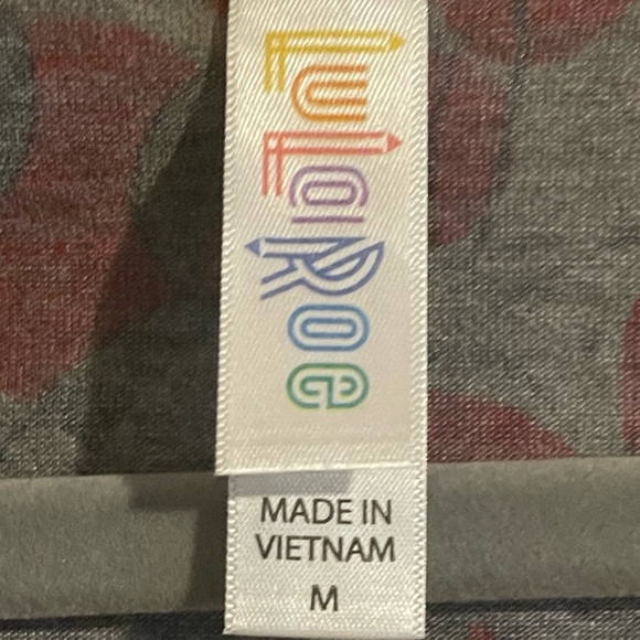 LuLa Roe classic T DISNEY Size M - Picture 2 of 3